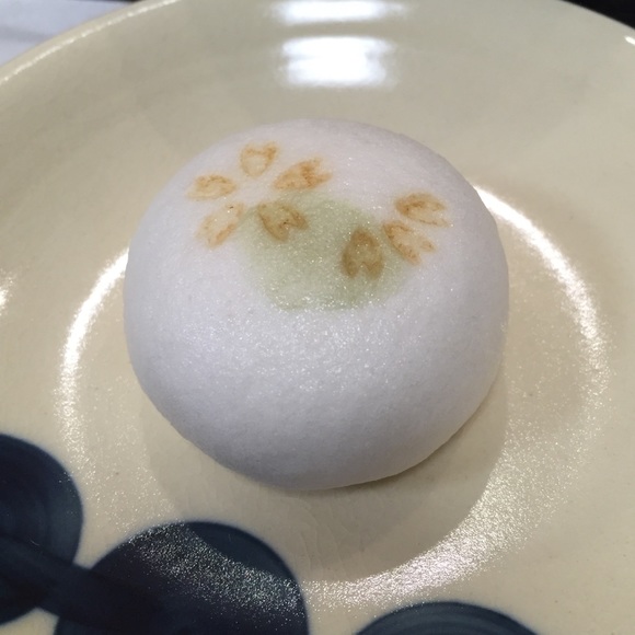 Closets are a form of personal art and expression - Picture 4 of 6